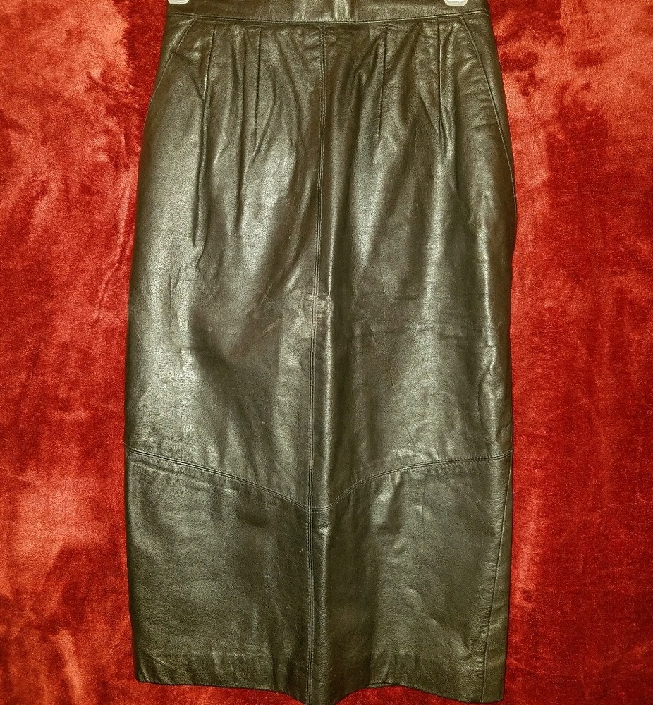 Leather skirt